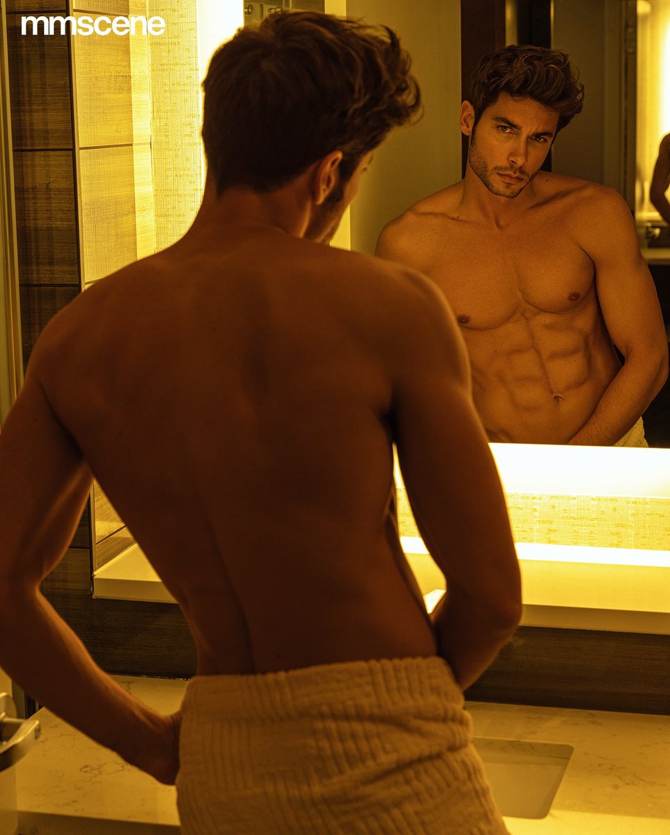 PatrickJamvejm's tweet photo. #SeductiveSunday

#Freerol #Sexrol https://t.co/2e5glhYmhF