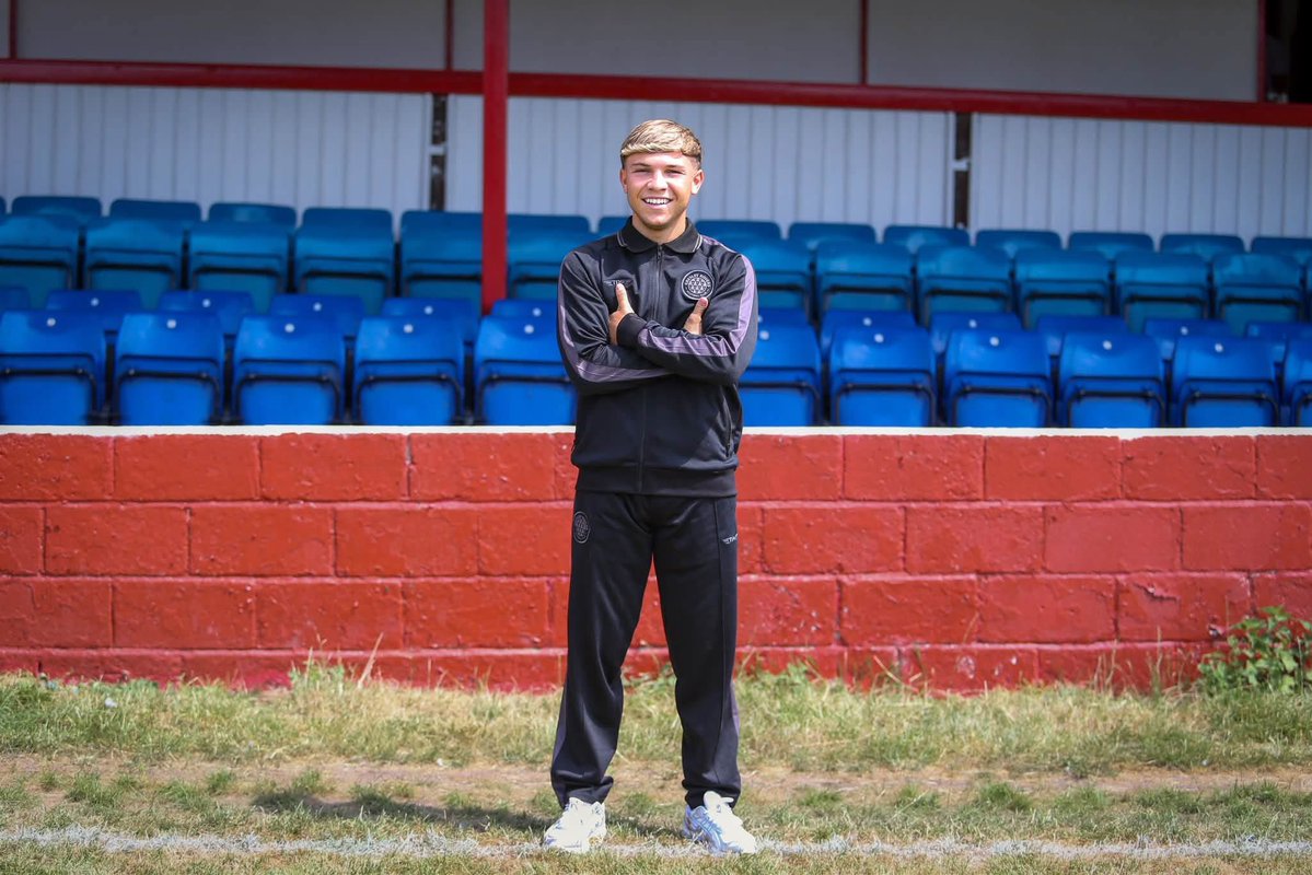 GresleyRovers's tweet photo. Our Men’s First Team are looking for a business or sponsor to partner with us for our brand-new official club tracksuits 🙌

Interested in supporting the lads and boosting your local reach? Contact 👉pauldawson.gresleyrovers@gmail.com to discuss the opportunity ✨

#GRFC https://t.co/lKwHrgj8pU