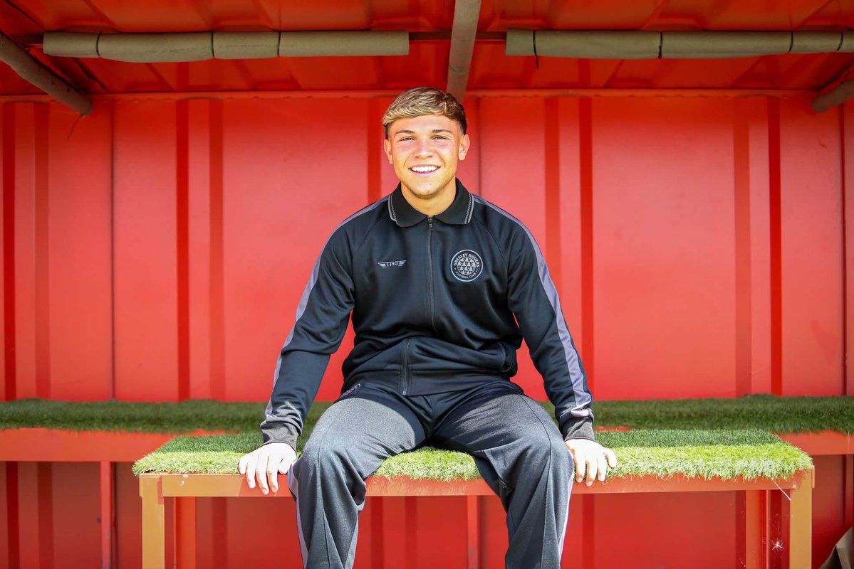 GresleyRovers's tweet photo. Our Men’s First Team are looking for a business or sponsor to partner with us for our brand-new official club tracksuits 🙌

Interested in supporting the lads and boosting your local reach? Contact 👉pauldawson.gresleyrovers@gmail.com to discuss the opportunity ✨

#GRFC https://t.co/lKwHrgj8pU