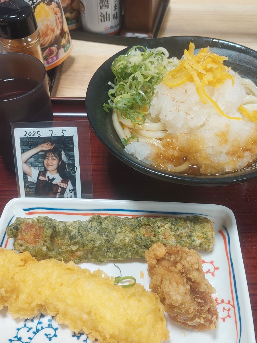 IlF60971's tweet photo. 久しぶりに、はなまるうどん
柚子鬼おろしぶっかけうどん
食べた。 https://t.co/tw93UH5eJd