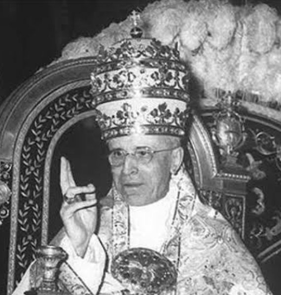 PadreBaudilioM's tweet photo. (6/9)

...la humanidad de Cristo es íntegra y perfecta, «sin mengua alguna», unida al Verbo sin confusión ni división (Sempiternus Rex, 1951).  

-Santo Tomás: asumió defectos de la naturaleza, no los que proceden de culpa (https://t.co/QCpbk5otK0. III, q.14-15). https://t.co/8iArgbK9HM