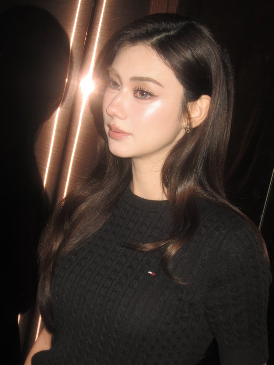 LalinaLena1999's tweet photo. Cr. Minddmakeup

#lalinalena #ลีน่าลลินา https://t.co/m0uQUzdDXr