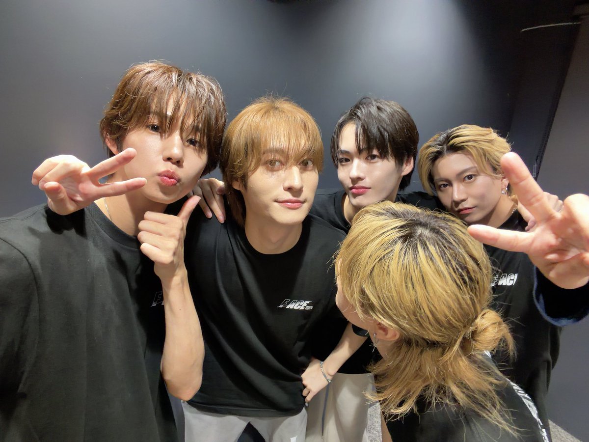 kohei_kamiyama's tweet photo. 【F/ACE from the stage 座談会】
ご視聴いただきありがとうございました！

もうすぐ開幕だー！！！！！

#多聞ステ
#F2TS https://t.co/Xbhpujwg4s