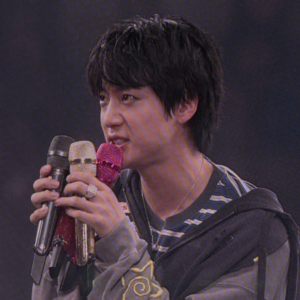 ukejinnie's tweet photo. the jinnie parallels #whoremembers https://t.co/e8e8QwfJNV