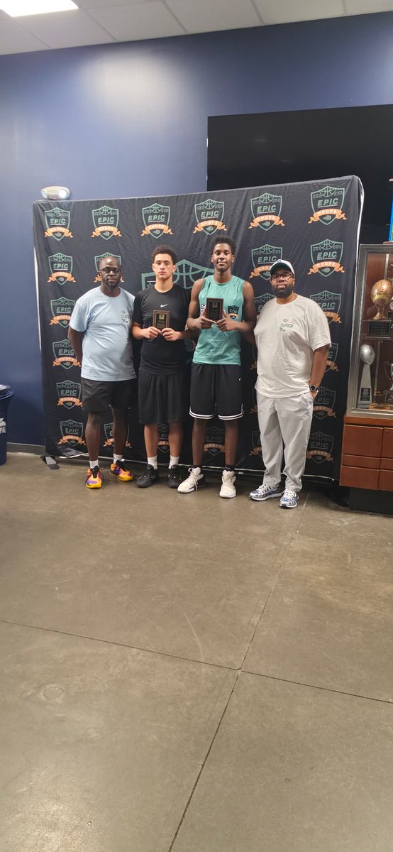 JayWill843's tweet photo. Thank you @Epic_Hoops for the opportunity to come out to learn the game and compete against great competition! I’m appreciative to my coaches and great players I met also. https://t.co/vODderQmir