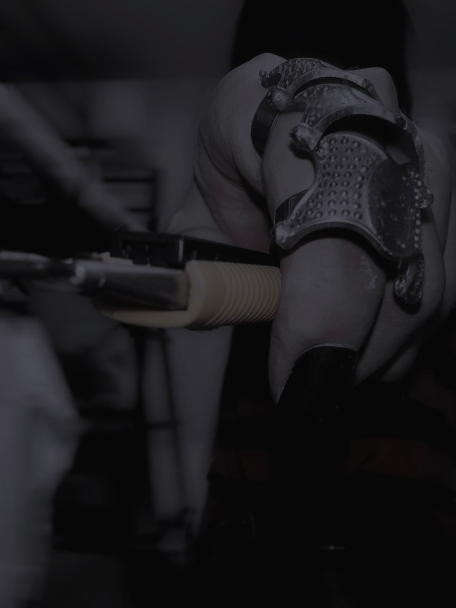 R_EICOS1204's tweet photo. Cosplay 🧷 ⚠︎暴力表現有

道連れ https://t.co/zzygRg7NuZ