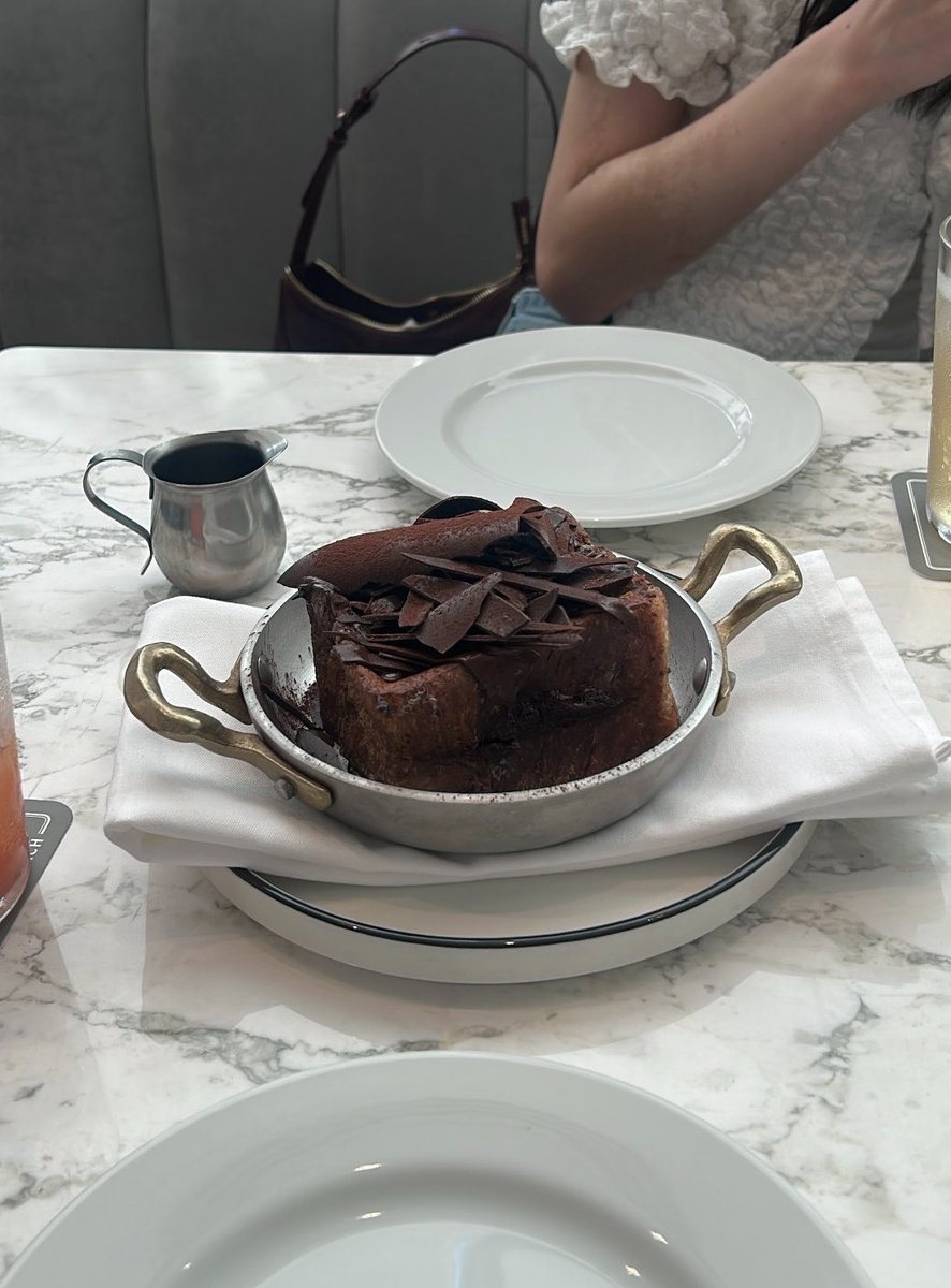 bagel_ke's tweet photo. ここのチョコデニッシュフレンチトースト絶品すぎるからマジでみんな食べて
ご褒美スイーツにおすすめ✨
東京の人気店が大阪にできたの神 https://t.co/mhByCT3297
