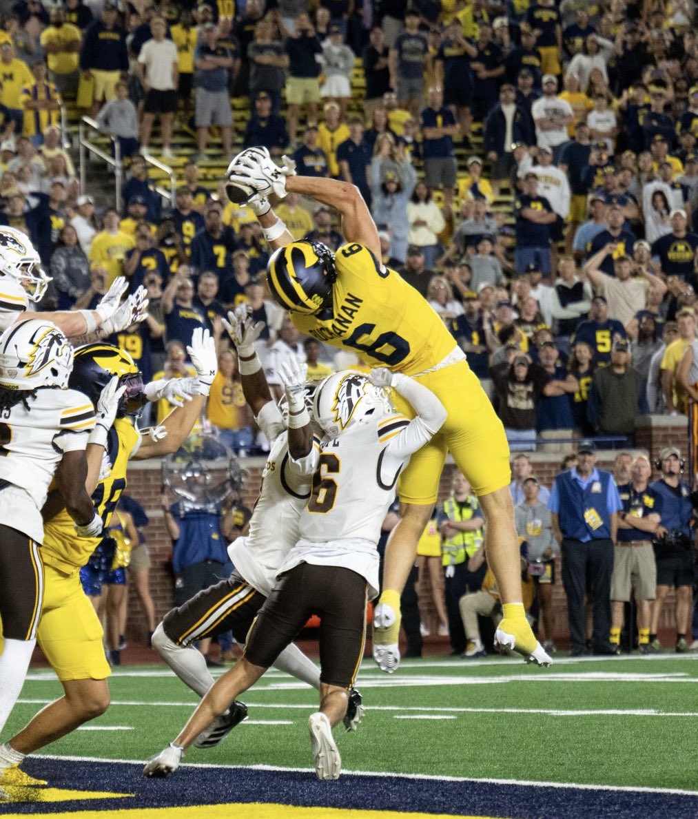 D3TRO1TJOK3R's tweet photo. JJ Buchanan appreciation post! https://t.co/iwmu5MI8bE