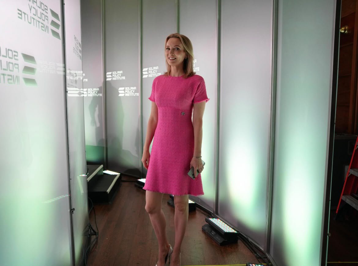 kristinsmithpr's tweet photo. Backstage at Solana Summit: Washington x Wall Street.
📍Chicago. Let's go. https://t.co/sqSo9wxCrg