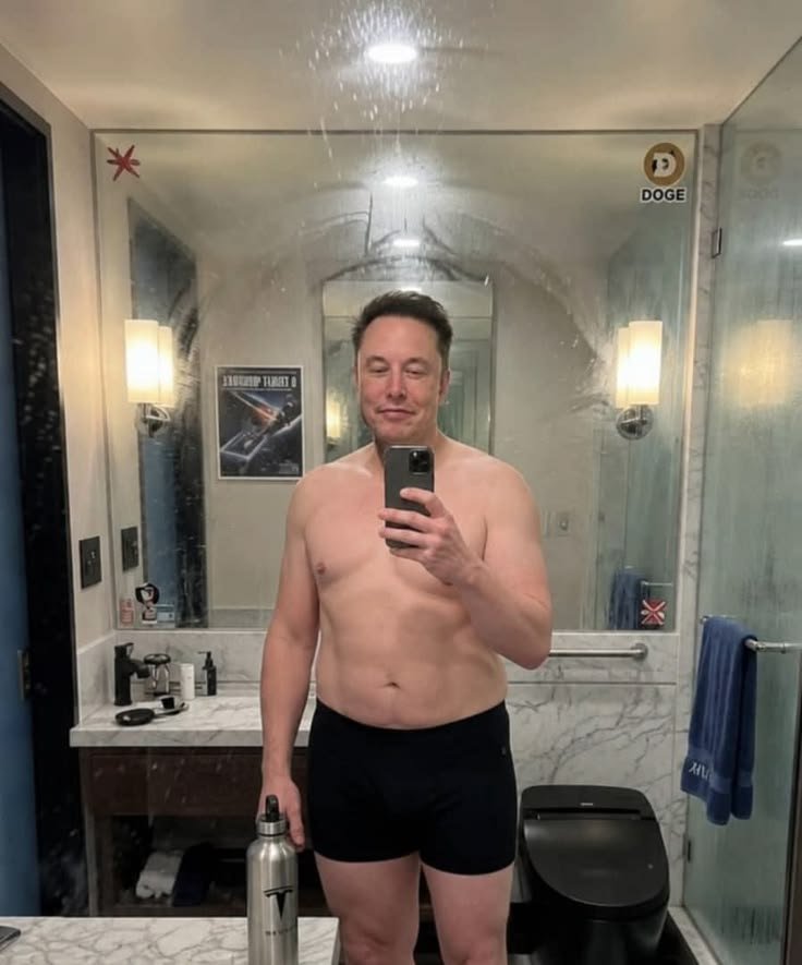 _animals_1's tweet photo. ❓ What do you think of this side of Elon Musk? 😎

🅰️ Confident 💪 
🅱️ Natural 😊 
🅲️ Impressive 🔥 
🅳️ Just Normal 🤔 https://t.co/7Me5OuCcv1