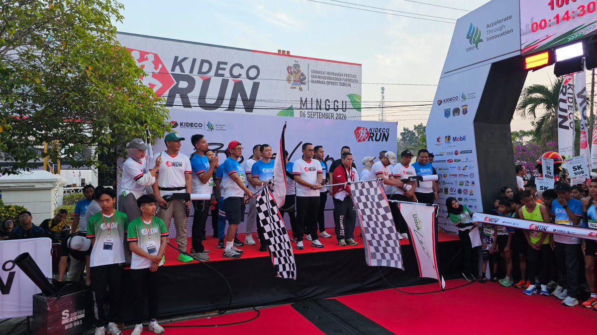 Kodimpaser's tweet photo. Dandim 0904/Paser Beserta Ketua Persit KCK Cab XVII Dim 0904 Hadiri Event Kideco Run 2026
Dandim 0904/Paser beserta Ketua Persir KCK Cab XVII Dim 0904 hadiri Event Kideco Run 2026 Berlari Untuk Lestari
@kideco.official
#tniad #kodimpaser #tanahgrogot #kidecorun #hutkideco https://t.co/tsa9Qrn2q3