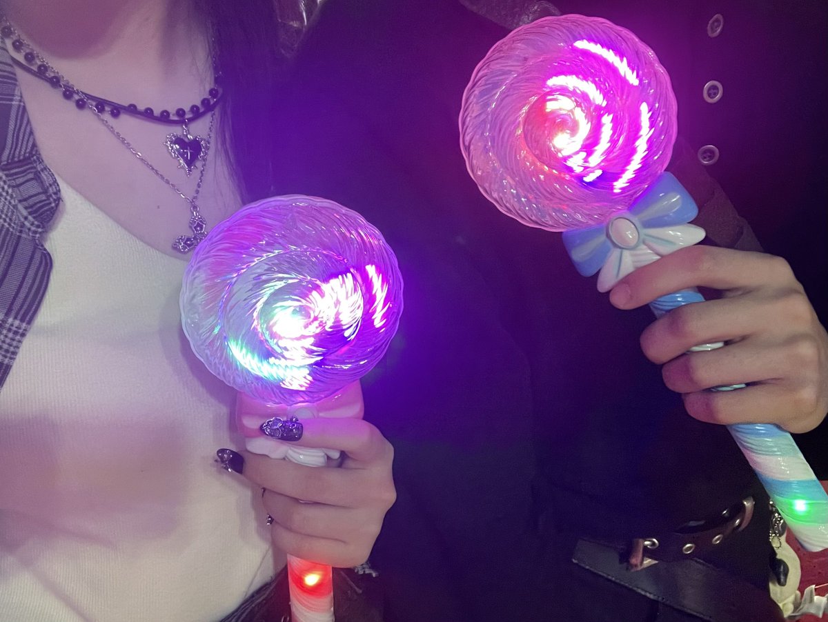 0_ndbr6's tweet photo. 念願サーカス🎪💕 https://t.co/IgHIhK0TSz
