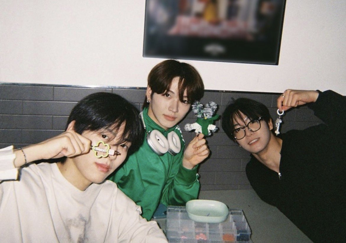 Midori2yan's tweet photo. 🤍🤎💚 https://t.co/bGquwqf5vC