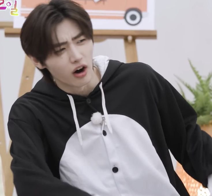 hoonssiren's tweet photo. the bunniest bunny to have ever bunnied in the whole bunniverse
₍ᐢ..ᐢ₎♡ https://t.co/hb5a7jaXVW