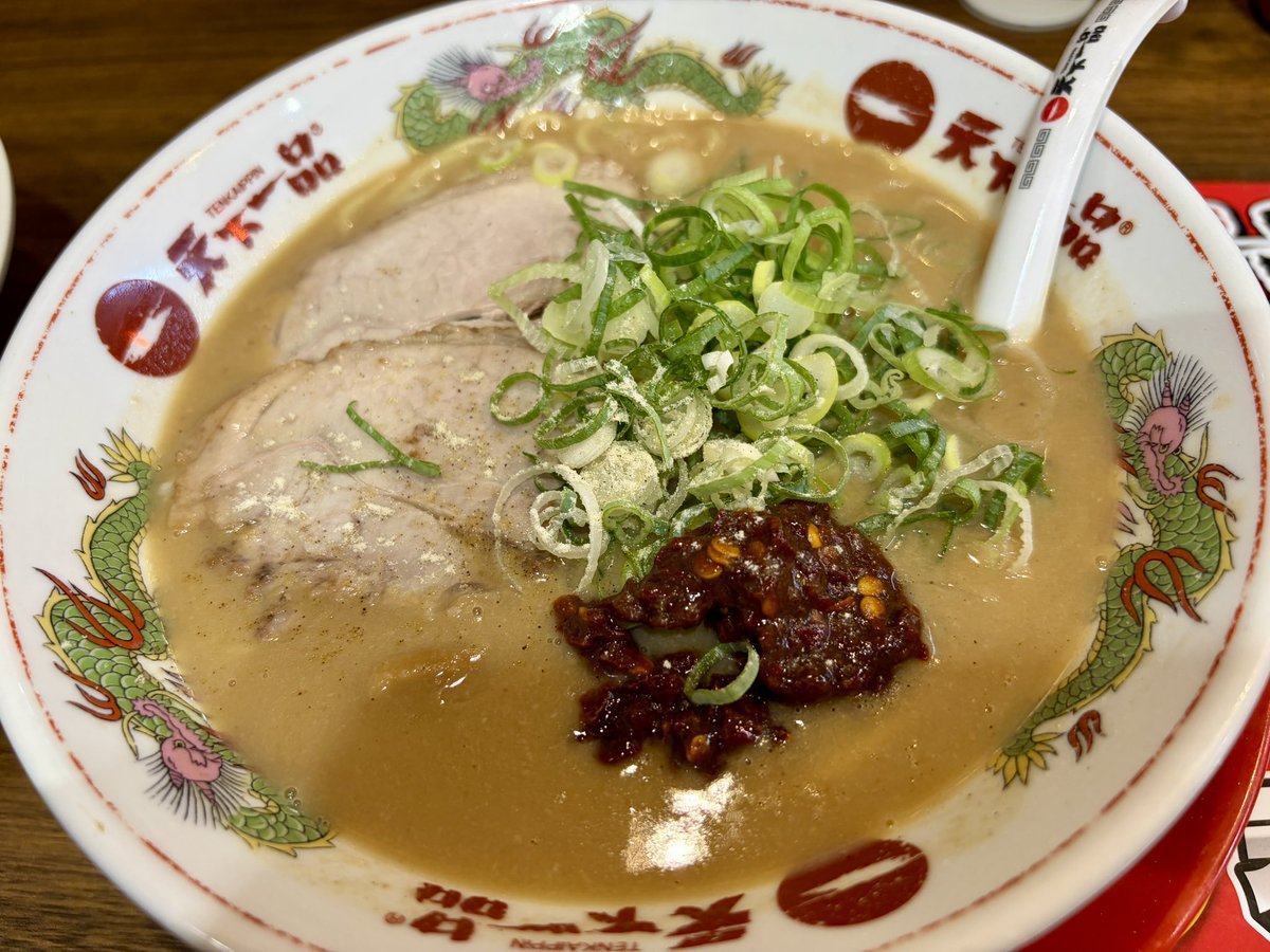 sakky_d's tweet photo. PANHEAD GROOVE にてライブ観戦〜からの久しぶりの天下一品🍜 https://t.co/CE7DzJNKtC