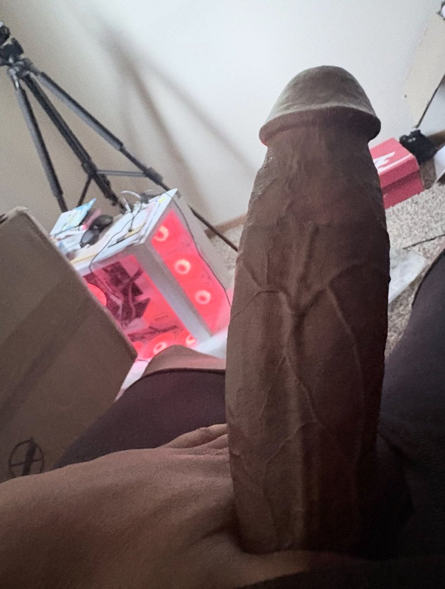 GRAVEDIGRRR's tweet photo. This gone fit in all your holes😝 or you gone run and make me grip you by the waist🥴😈 https://t.co/ZNIkgn4Zug