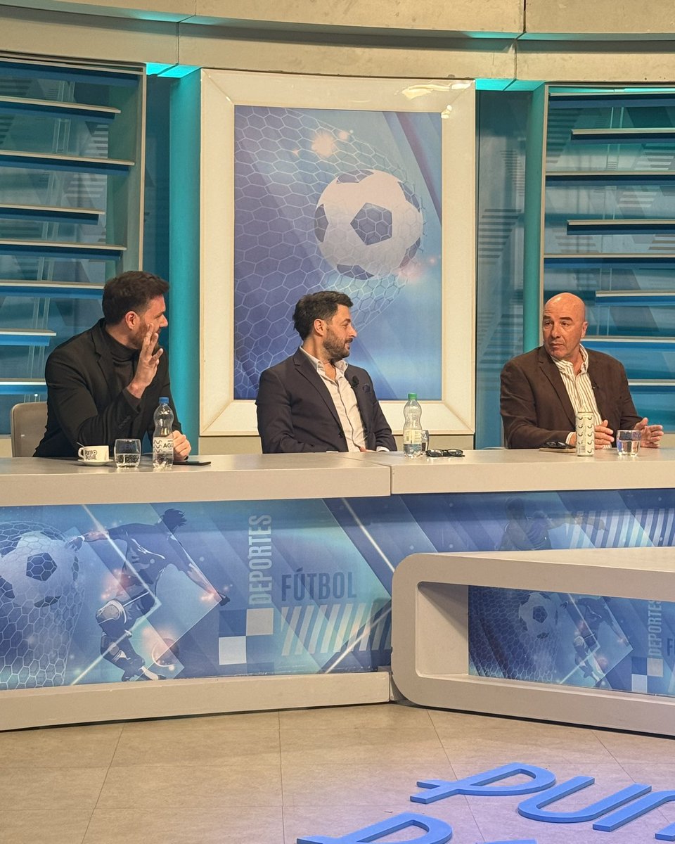 Punto_Penal's tweet photo. "Los hinchas adultos que son los que realmente piensan, votan a Juan Pedro Damiani. Los jóvenes van con Ruglio”

🗣️ Fernando Errico en #PuntoPenalEnEl10 https://t.co/Ffkth8lbsW