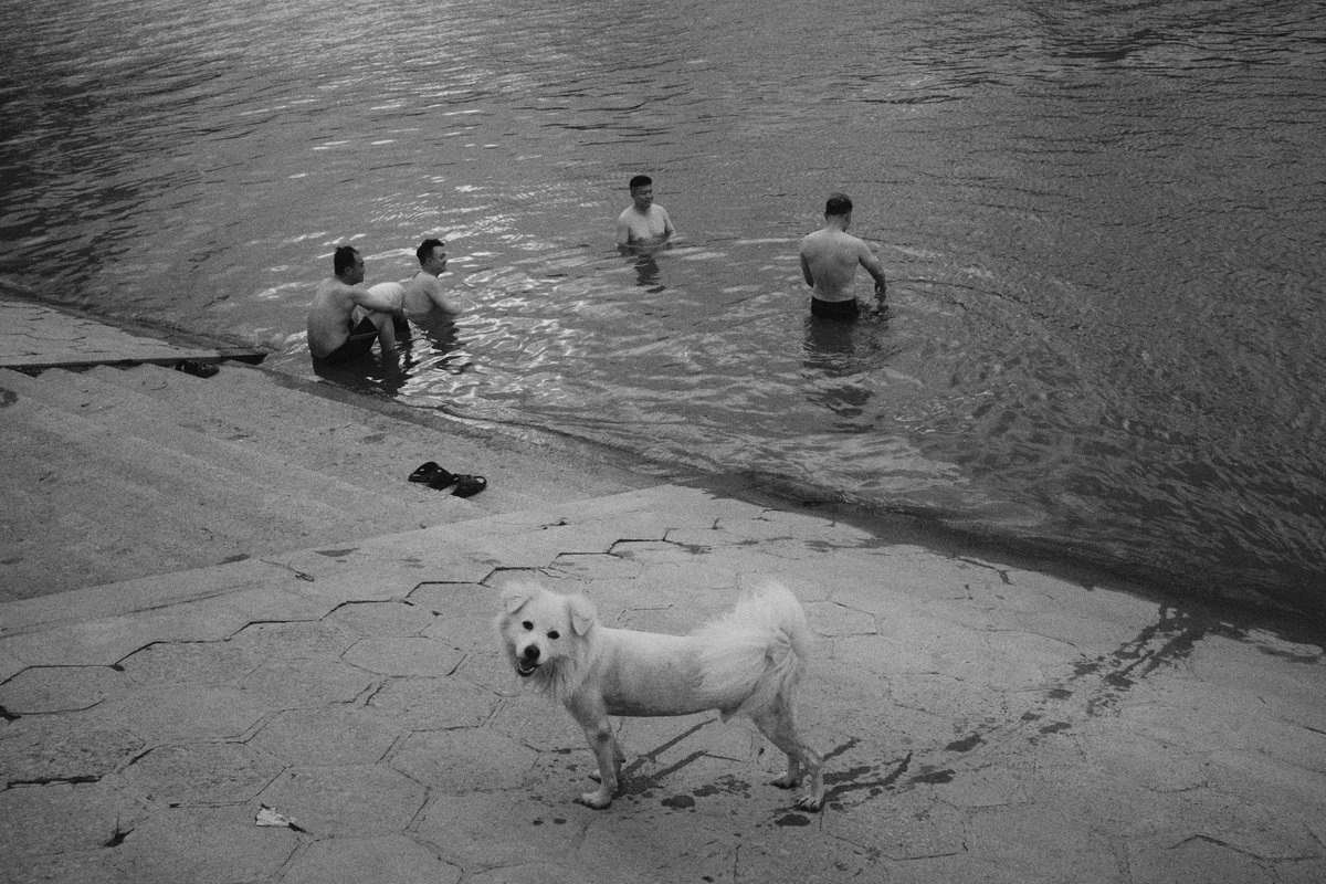 ShuXin_777's tweet photo. #streetphotography
#photography
#monochrome
#fujifilm_xseries
#x100f https://t.co/Ou8VESKJMT