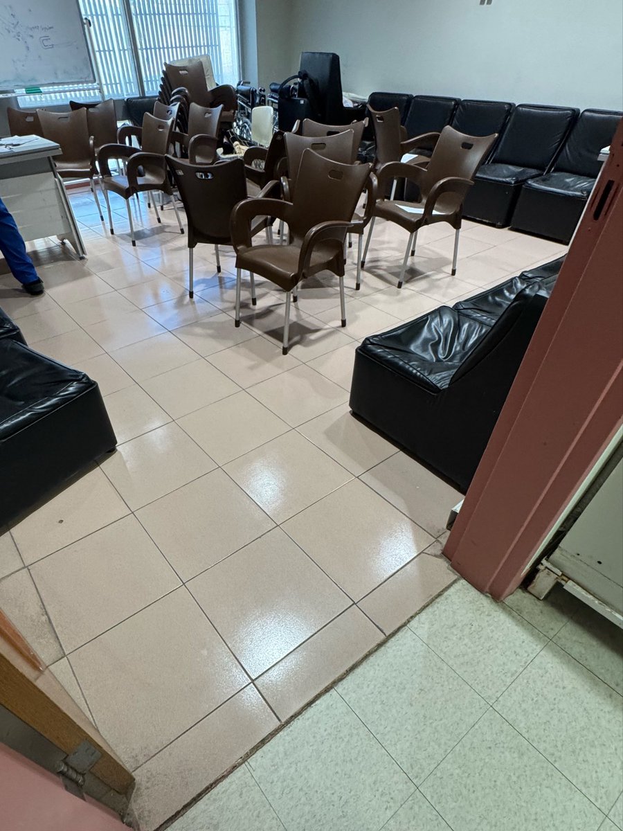 Athore16's tweet photo. كان صباح ضياع المستجدات 🤍
1st station : Heraa Genral Hospital 🪻 https://t.co/02tAyITgnD
