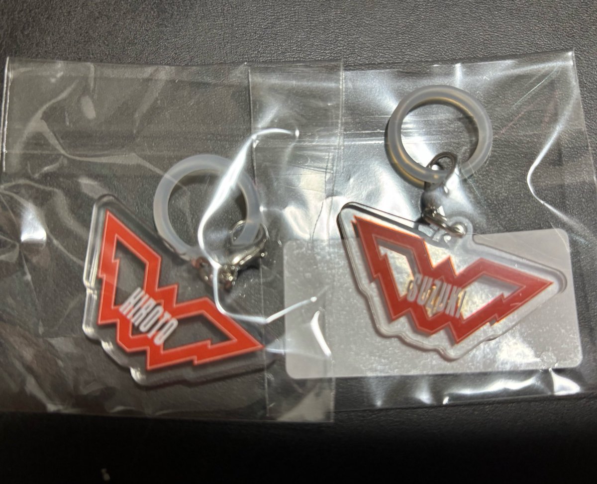nikochantafu's tweet photo. WOLF HOWL HARMONY WHH tera tripガチャ カプセル ドアタグ フォトカード  交換

譲 SUZUKI HIROTO RYOJI

求 GHEE 

ツアー会場、イベント会場での交換希望。
お心あたりのある方は、お気軽にDMまたはリプライお待ちしております。 https://t.co/JSin01KsgL