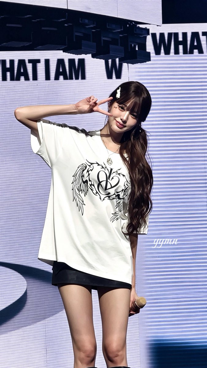 luvwy04's tweet photo. 사이드 포니테일 원영이 진짜 너무 좋다.. 너무 귀여워 제발ㅠㅠ https://t.co/Bx58NvUqRR