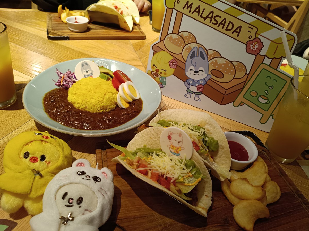 niiko_sun's tweet photo. 今日もカフェ行って来た😁どれも美味しかった😋ジニレットのステッカー今日も出ず！今日はフロア席でした☺️ https://t.co/1OIaKrp6yt