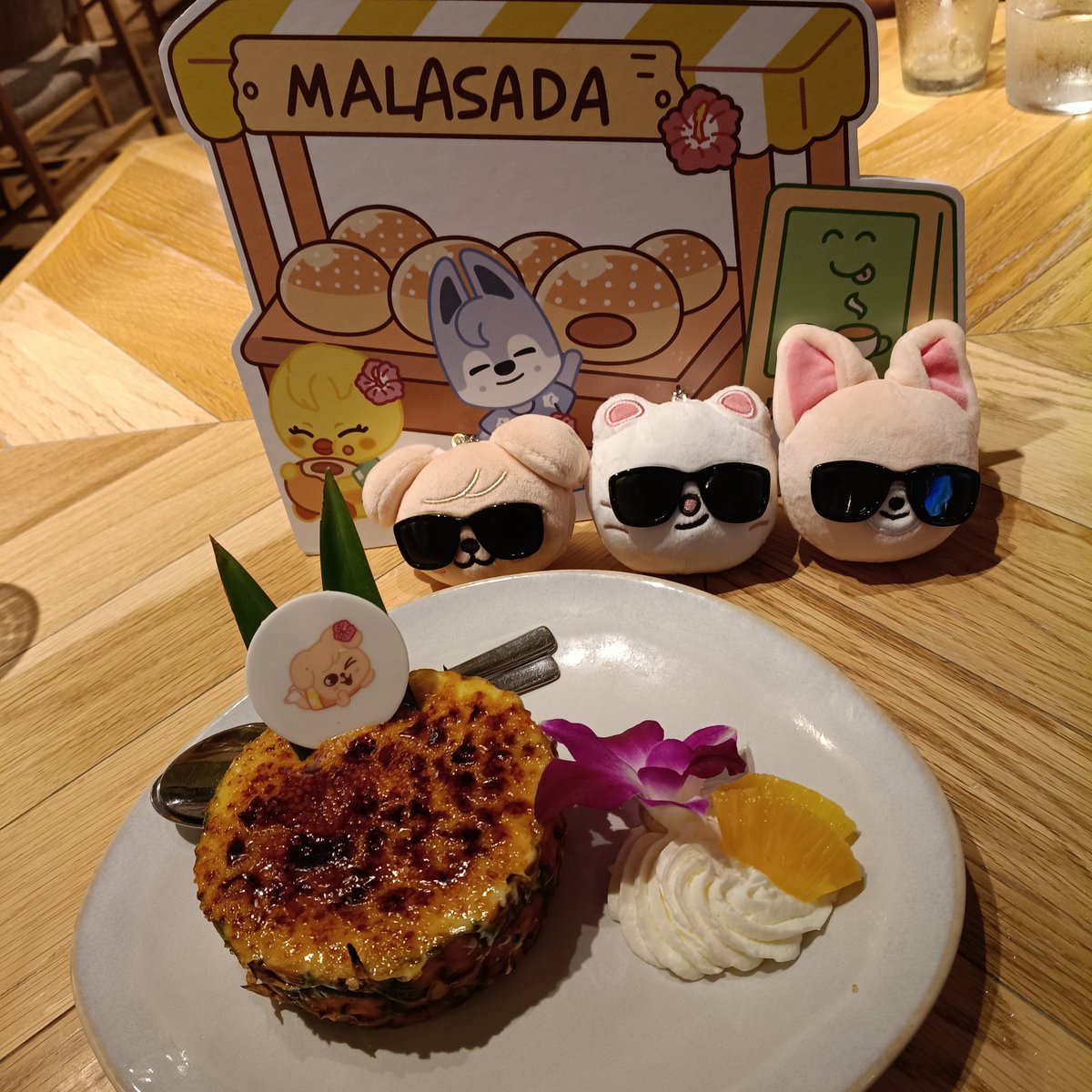 niiko_sun's tweet photo. 今日もカフェ行って来た😁どれも美味しかった😋ジニレットのステッカー今日も出ず！今日はフロア席でした☺️ https://t.co/1OIaKrp6yt