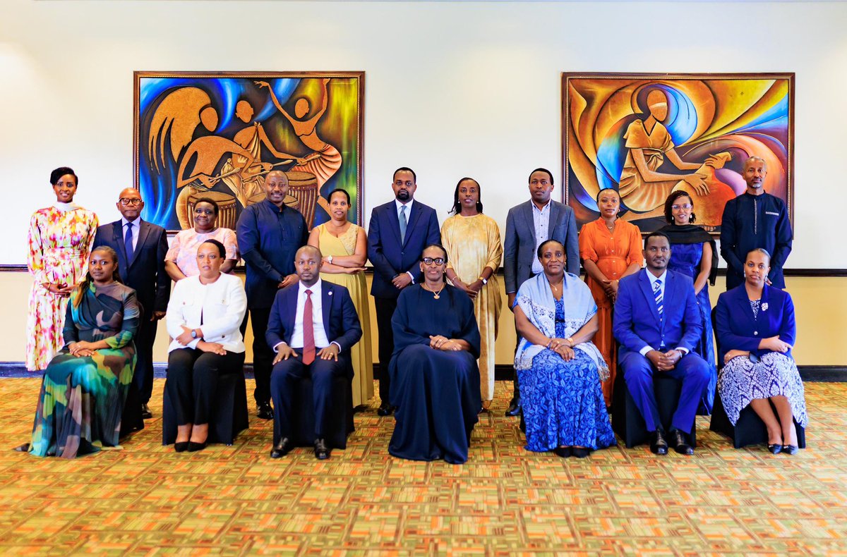 FirstLadyRwanda's tweet photo. Earlier today, First Lady Mrs Jeannette Kagame joined the Young Leaders Prayer Breakfast, an annual gathering organized by @Leaders_Pray, bringing together leaders and couples from different sectors to promote Godly values in leadership and reflect on ways to address challenges facing families today.

Reflecting on the role of strong, God-centred families as the foundation of a resilient society, she called on young leaders to be intentional in building homes grounded in patience, trust, responsibility and faith, reminding all that leadership begins not only in our workplaces and communities, but also in our homes.

For more photos: https://t.co/Qcy1H7bUBd

#YoungLeadersPray