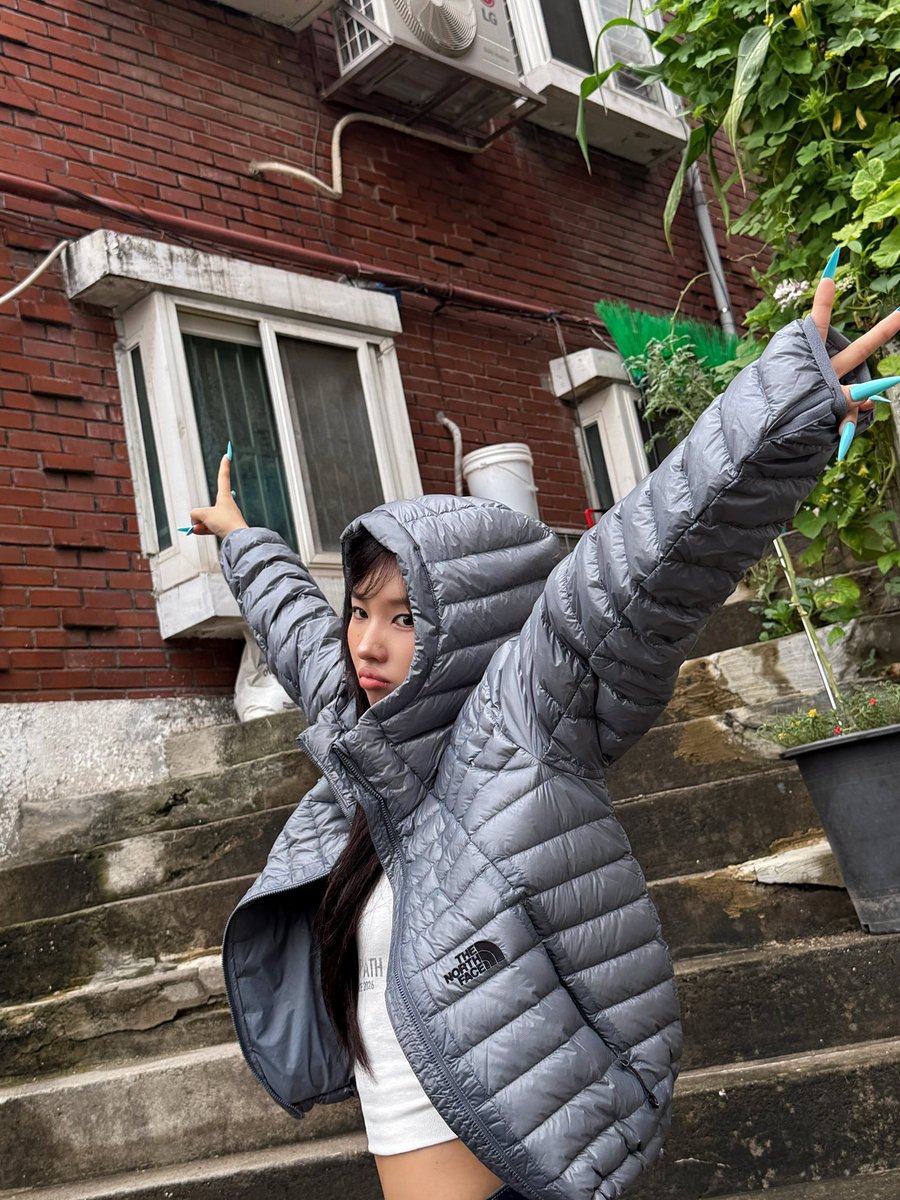 WindyWK826's tweet photo. #전소연_낭만을찾아_퇴사합니다
우리 소연이 첫 정규앨범!!!!
#소연이의_끝내주는_인생
노래 진빠 좋고 빨리 음원으로 듣고 싶다!!!
앨범 대박나자!!! https://t.co/ICLL4R1pJ6