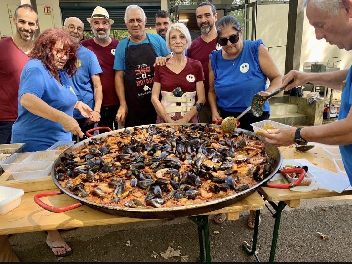 ChristopheBex's tweet photo. ☀️ Beau forum des associations à #Venerque et le #Vernet aujourd’hui. 

Le tissu associatif local est un bien commun qui fait vivre le territoire, qui permet de rompre l’isolement et la solitude, qui crée des amitiés parfois indéfectibles et même des vocations. https://t.co/aJYs7S7V9N