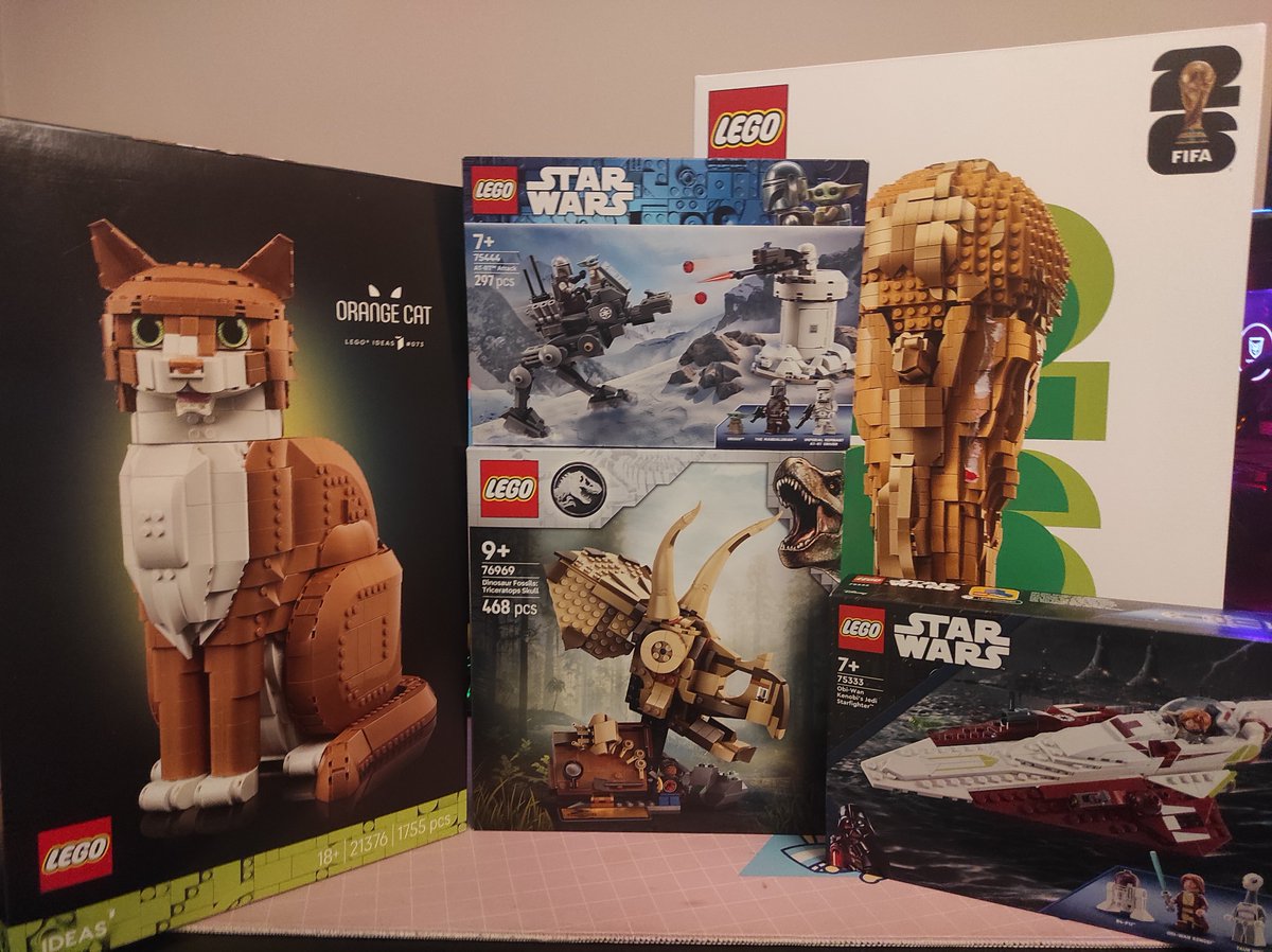 sweetgumm's tweet photo. @LEGO_Group para cuando una collab? 🥰☺️ https://t.co/dbqedbaNVz
