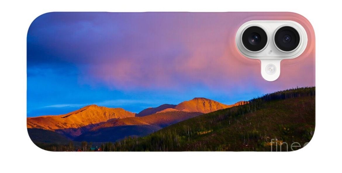 erinmdorffette's tweet photo. A colorful Colorado mountain sunset that works on everything, wall art, yoga mats, tapestries, puzzles, blankets, tote bags and more. Something for everyone!

Shop now → https://t.co/WlYPF2OM9v

#Colorado #Sunset #Mountains #WallArt #YogaMat #ColorfulColorado #Photography https://t.co/Zyfg43YkEr