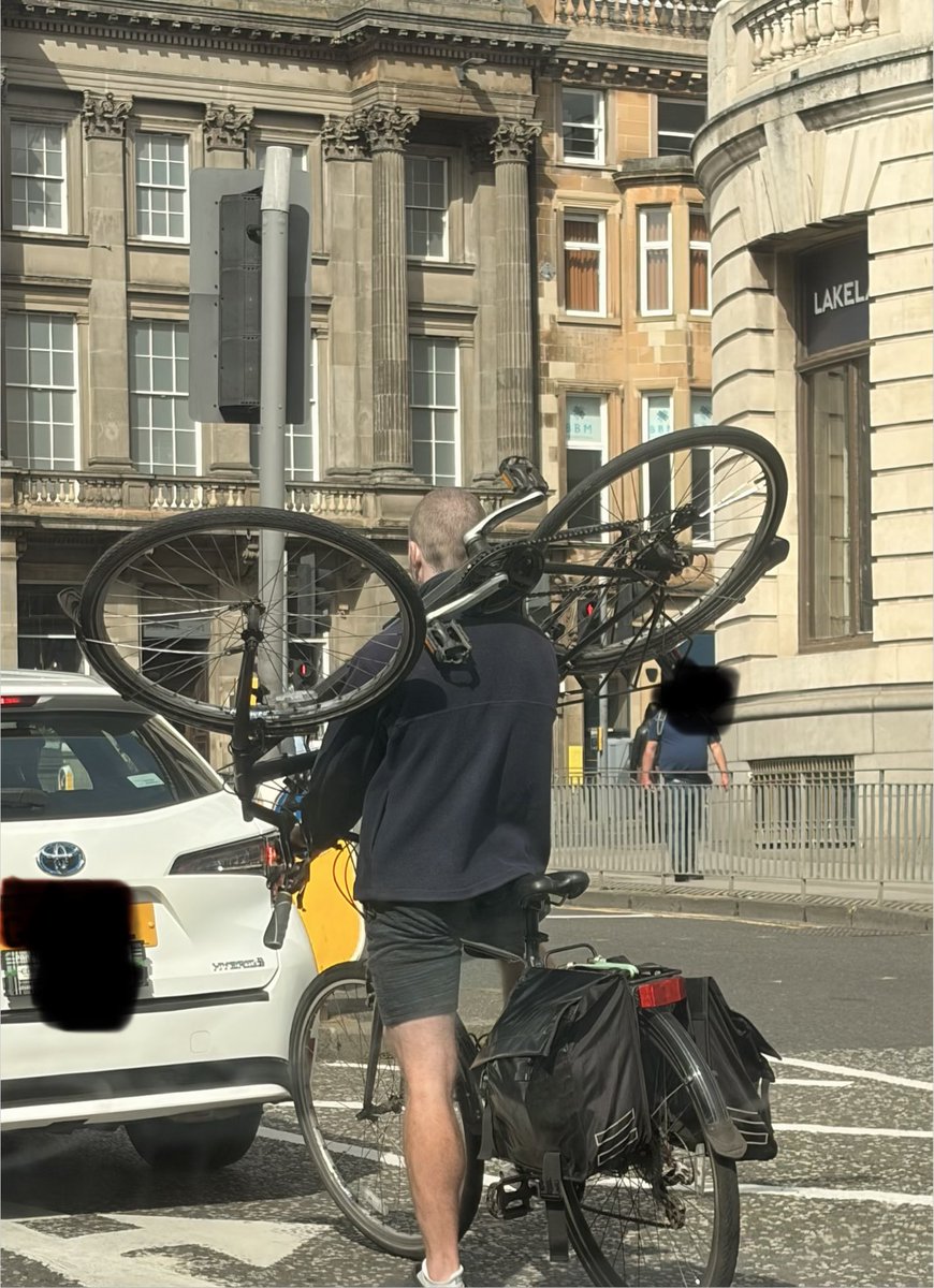 woolfox007's tweet photo. What could possibly go wrong? @theSpurtle https://t.co/v22LgI7dw8