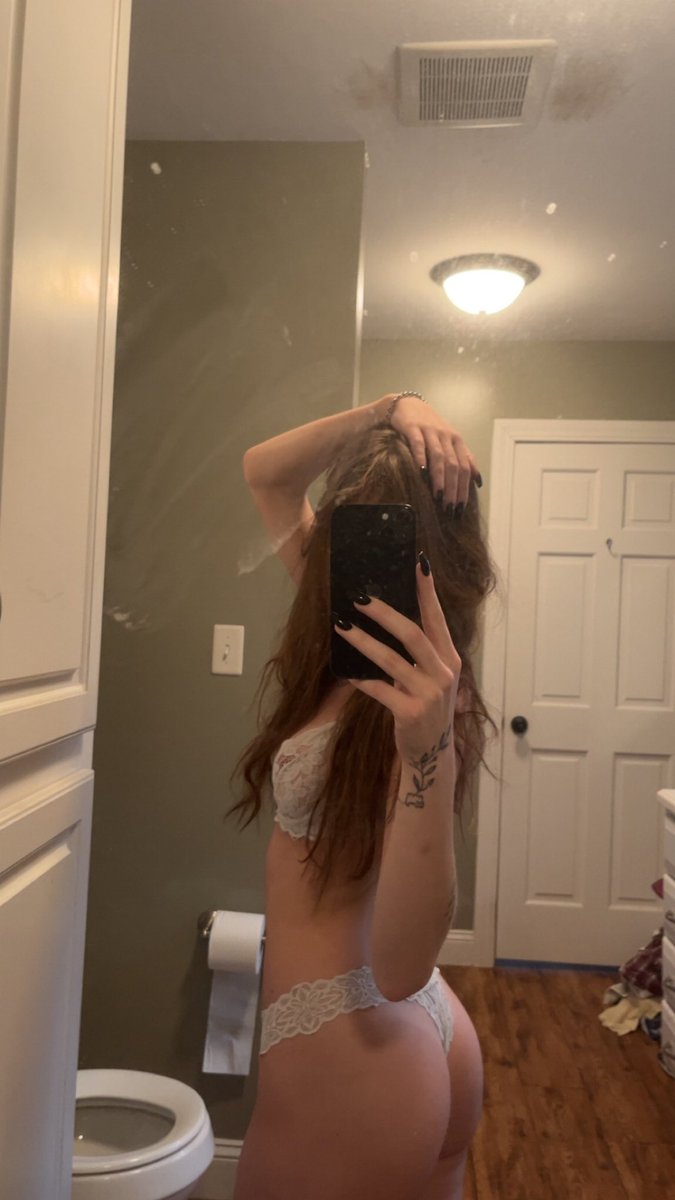 willownoirr's tweet photo. I woke up like this. And by this, I mean sexy. https://t.co/D5MKhM9GaL