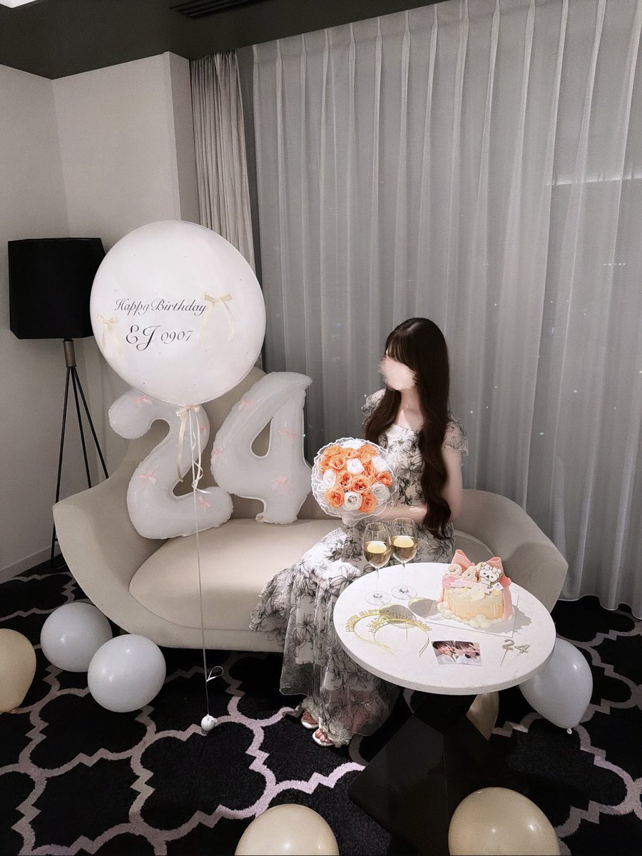 jujunyanchu's tweet photo. ┊        ┊       ┊       ♡        ┊
┊        ┊       ┊    .           ˚  ♡
┊        ┊       ♡      
♡    ⋆  ┊    .      ˚   𝐻𝑎𝑝𝑝𝑦 𝐵𝑖𝑟𝑡ℎ𝑑𝑎𝑦 𝐸𝐽
      .     ♡

#HAPPY_EJ_DAY #andTEAM #EJ https://t.co/9XGi6YouY6