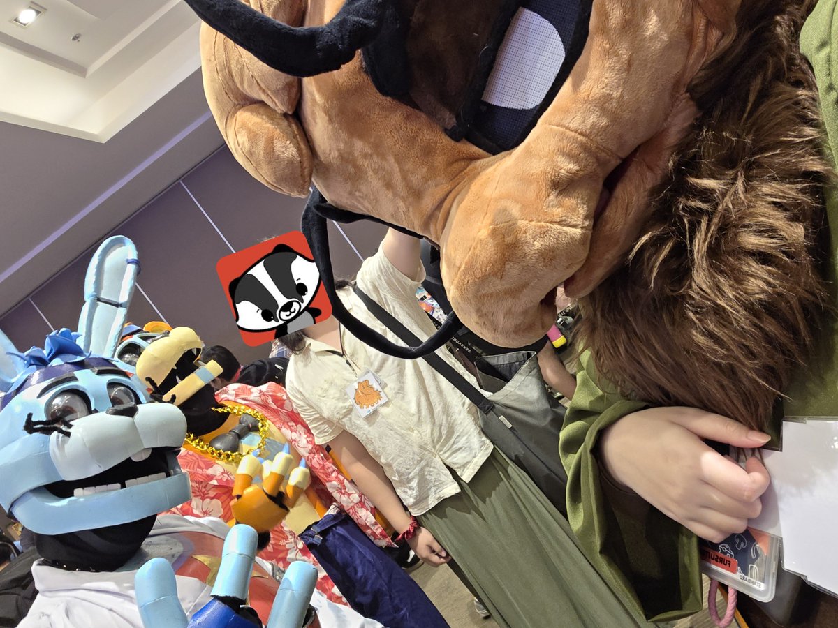 YukkiMons's tweet photo. Im scared to kinda post my barkada furfest pics here bcus my ivor cosplay is beardless

Might share some fursuit pics tho, censoring someone's face tho, for safety reasons 

#BarkadaFurFest2026 #BFF26 #Fursuiting https://t.co/e0neH9TB59