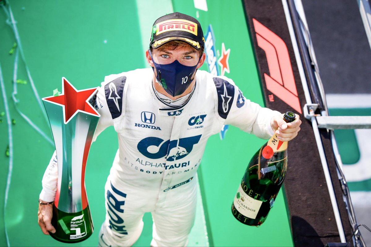 valnNus's tweet photo. @mauro1ojeda @sesanttional @FormulaDirecta vacía dice… https://t.co/5VTtEDgX6L