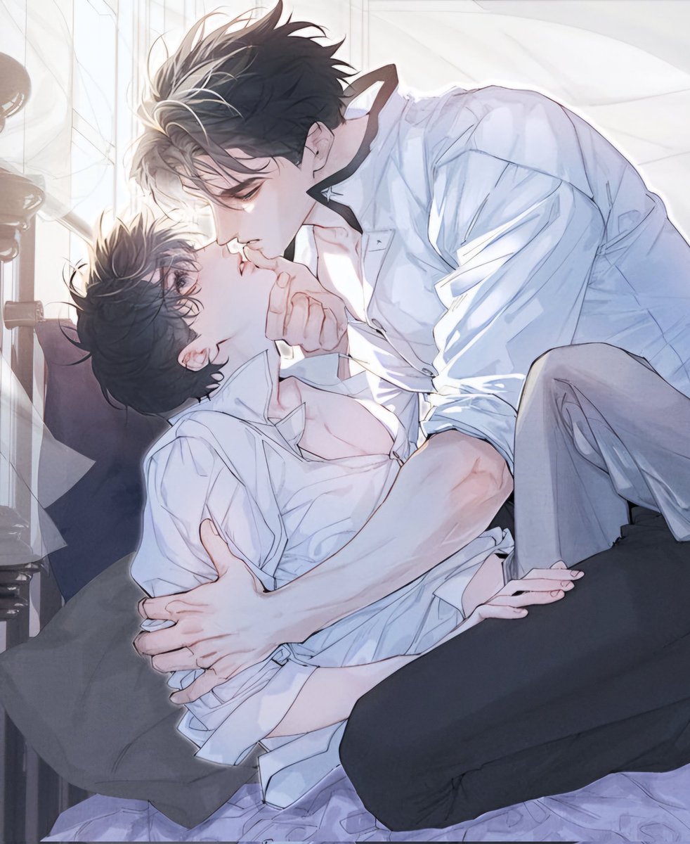 dokkaebisan's tweet photo. Chichi probably received a divine instruction for this Little Mushroom official manhua art: make the intimacy tender enough to hurt and the body language possessive enough to kill me https://t.co/PrRKXPSo07