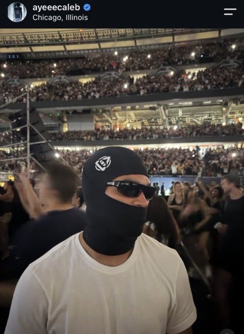RoundtableBears's tweet photo. #Bears star quarterback Caleb Williams went undercover in the pit at the Kanye show last night 💀

#DaBears https://t.co/SvIeQNAcbH