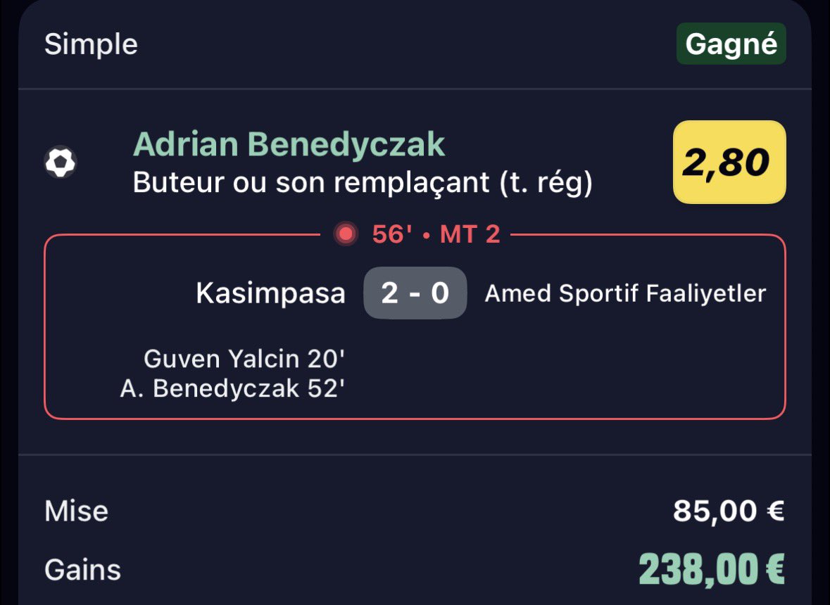 Mnc10_'s tweet photo. Palier 1 🇹🇷⚽️✅ ALLEZ GOOOO 

👟 Benedyczak 2.80 ✅

85€ -> 238€ ✅

#TeamParieur https://t.co/sooFfVGpQN