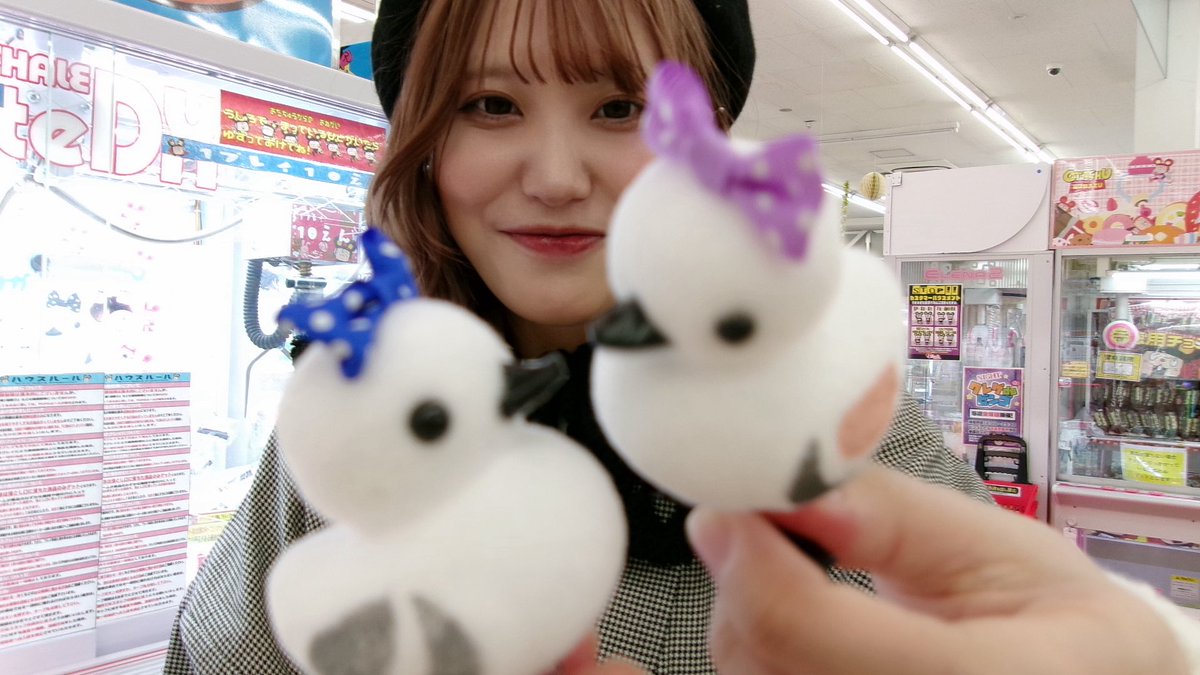 AKARI__kidsbowl's tweet photo. りよちゃんお誕生日おめでとう🎂
実は前遊んだりしたけどお互い写真撮ってないので、前の写真！
もっと写真撮ろうね🥺
どんな曲もりよちゃんの弾き語りで、

ふりかけみたいに鮮やかで

心に優しく浸透していく感じになるのが好きです。

これからも、りよちの声を聴けることを楽しみにさせて欲しい！ https://t.co/0X9Nao3a4t