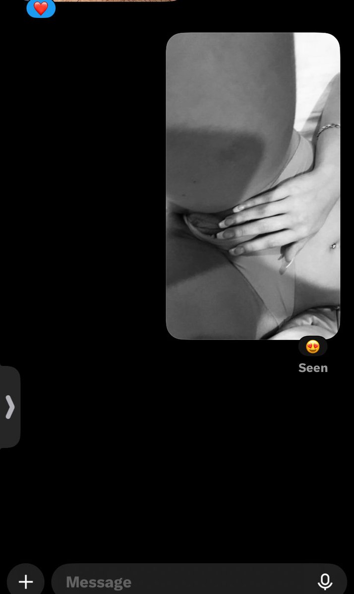 btswiththebs's tweet photo. Come $PoiL me cashapp PayPal Apple Pay 

Hurry before im not horny anymore https://t.co/ZZ6HlsVZBp