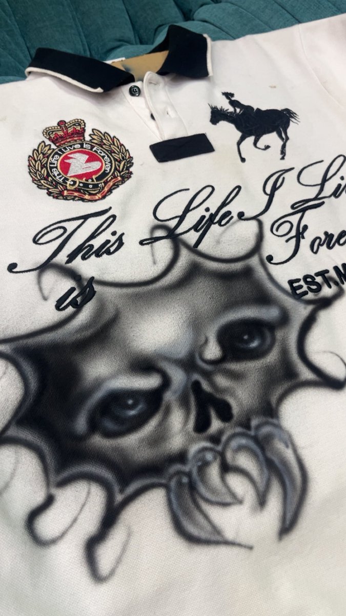 THATBOYPNG's tweet photo. #airbrush https://t.co/GnssiKMbnG
