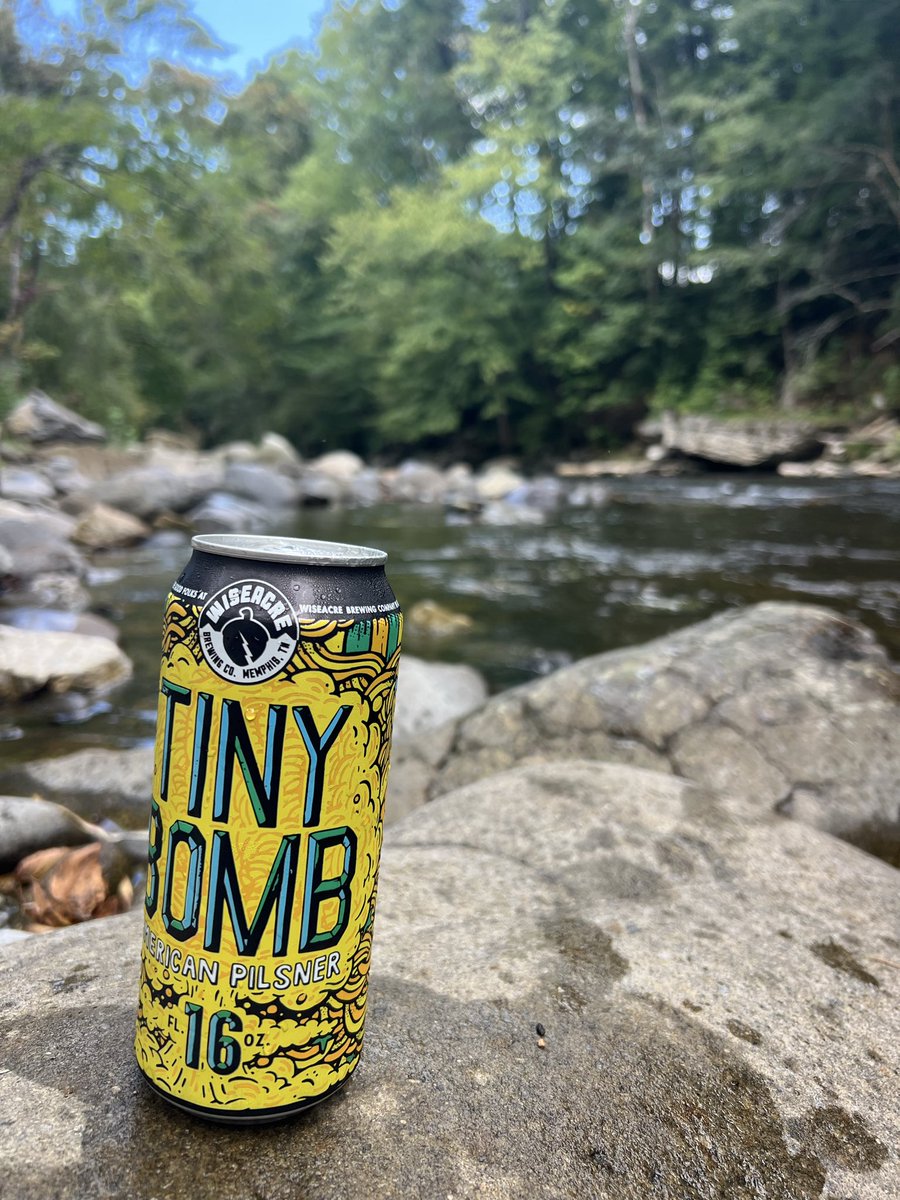 JDizzzle21's tweet photo. @wiseacrebrew that cool mountain air!! https://t.co/qeMoli3t4i
