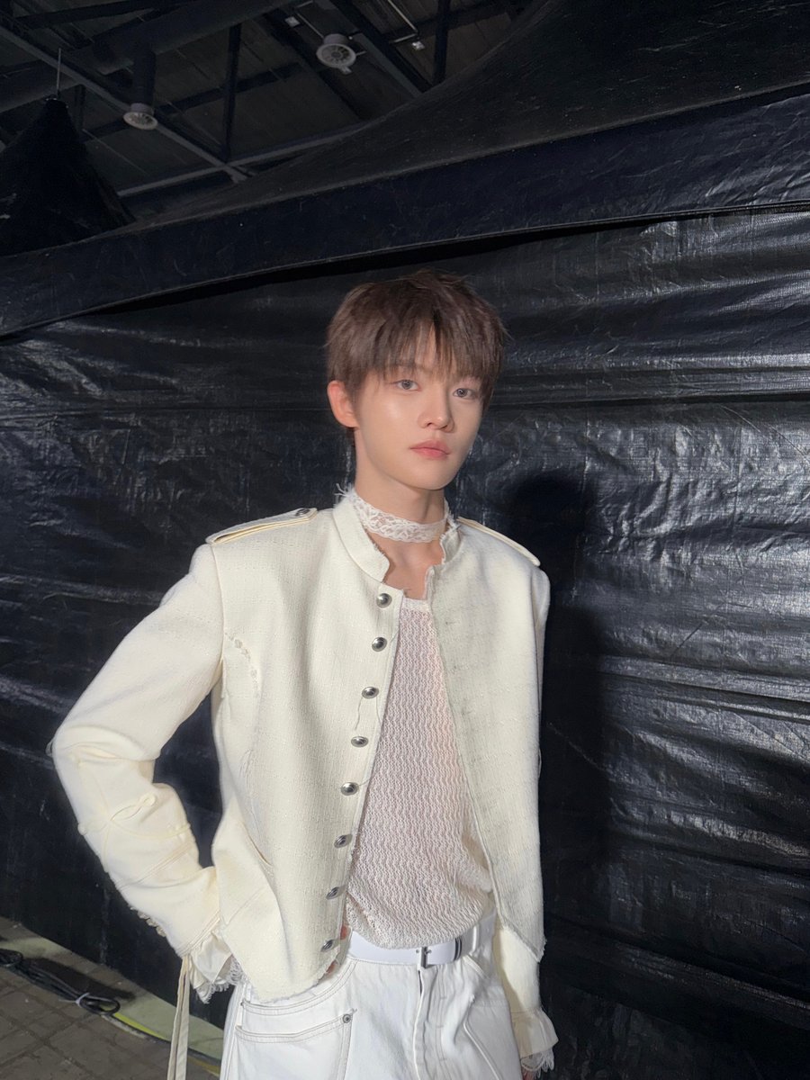 cyeitalia's tweet photo. 📆: 07.09.26
Minwook Weverse Update
😻
~Riri🐯
#CLOSEYOUREYES #CYE #JEONMINWOOK #MAJINGXIANG #JANGYEOJUN #KIMSUNGMIN #SONGSEUNGHO #KENSHIN #SEOKYOUNGBAE https://t.co/oYPQI8gPrZ