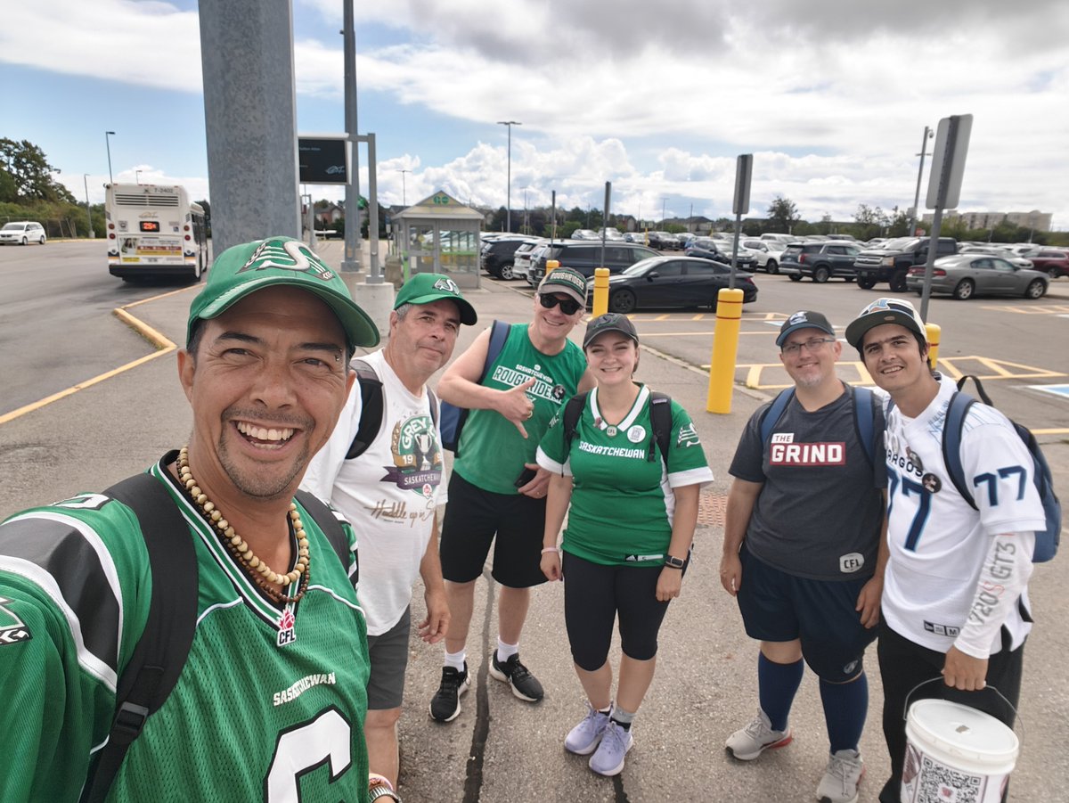 CFLFansToronto's tweet photo. Day3 KM44 #LD65KM #CFLFFC 

Not sure who's team 🐢 and 🐇 but Connor, Clay, and Dino got a head start on us. Our group is me, Catherine, Nick, Doug, Greg, AND @Coach_Fulton!!! 

By my count that's 5/10 of us in @sskroughriders garb today (and none in @wpg_bluebombers--they dont like good pizza OR walking!) BB fans in the Burlington area, we'd love to see you at Joe Dogs Gasbar tonight!