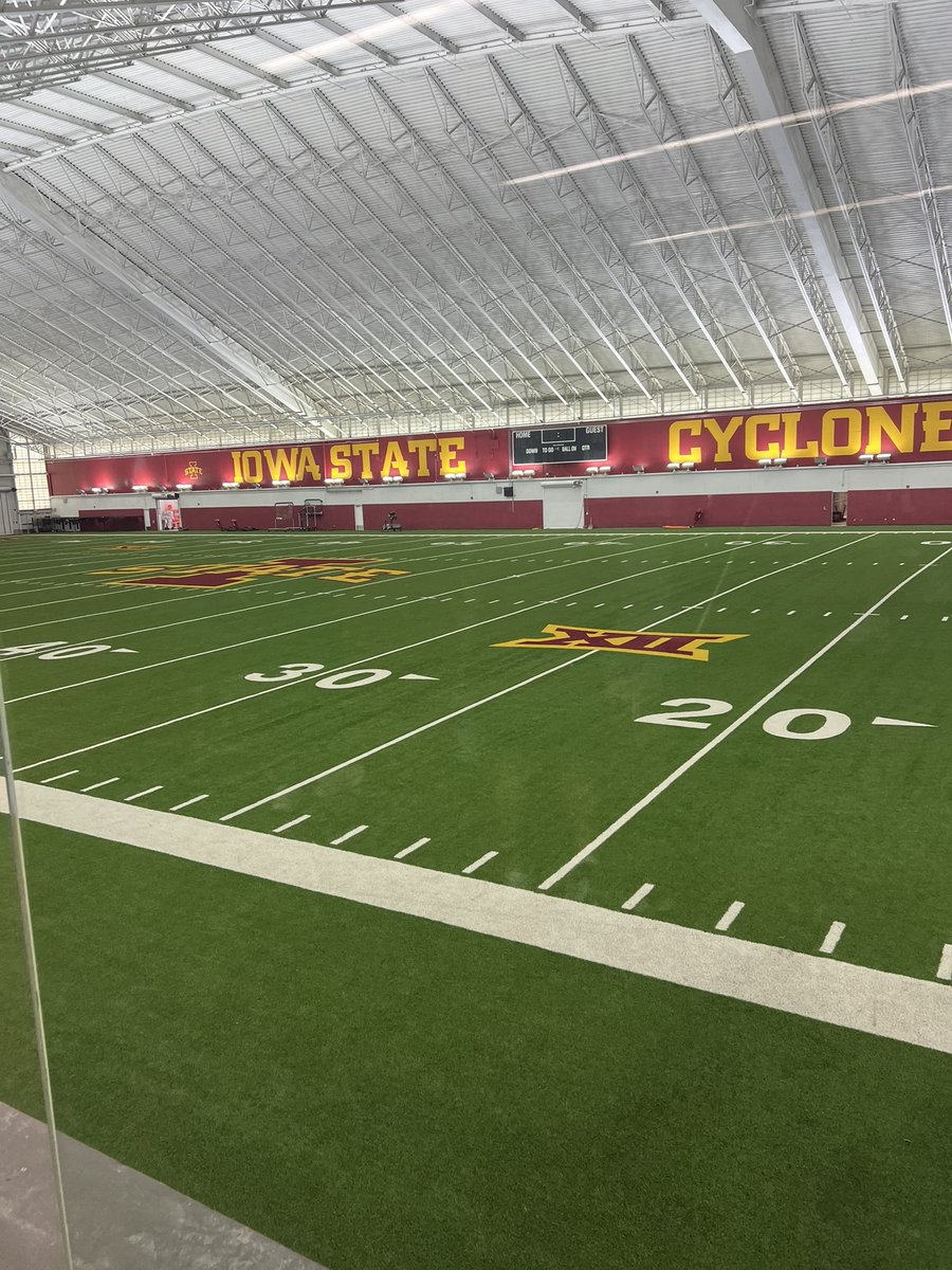 Sean_Nevillsjr's tweet photo. 🚨After a visit to Ames I’m excited to announce I received a scholarship offer to @CycloneFB! Thanks to the coaches for an amazing weekend &amp; congrats on the win ❤️💛🌪️
@ISURogers3 @Coach_Roehl @CoachHeck_ @Coach_Perkins @CoachAHarrell11 @JPRockMO @On3 @MidMoRecruiting https://t.co/hdoNQDpLfQ