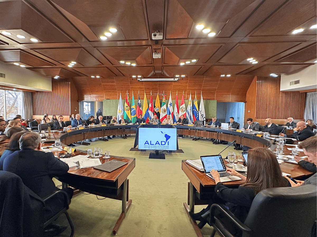 BrujulaNoticias's tweet photo. |OPINIÓN|La integración que América Latina ya tiene|Héctor Huanca|
https://t.co/wxJ01yZjfX https://t.co/XcNKoWNxSD