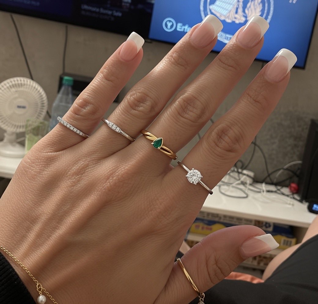 NinaRedTS's tweet photo. I collect rings the way other people collect excuses. Each one means something. The green one is my favorite. I won't tell you why. https://t.co/JwyGTeuVzI