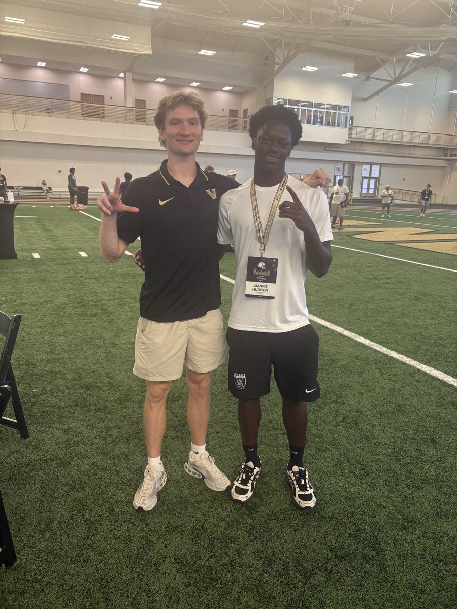 Amare_Officia1's tweet photo. Had a great experience in Nashville yesterday. @VandyFootball @DanielGreenVU @CoachJRich_ https://t.co/Mx0NEls1b4